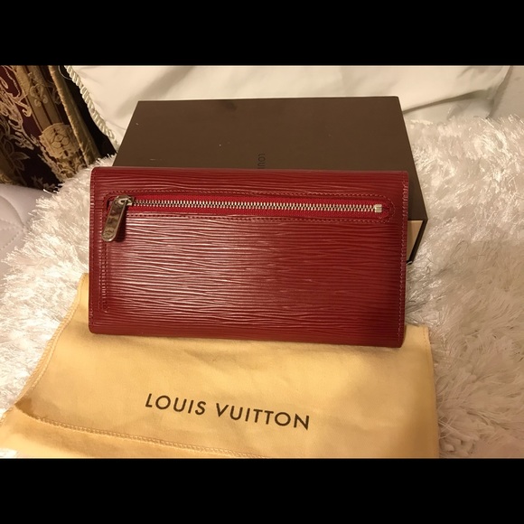 Louis Vuitton Epi red kaola Pomme D’Amour wallet - Picture 6 of 8